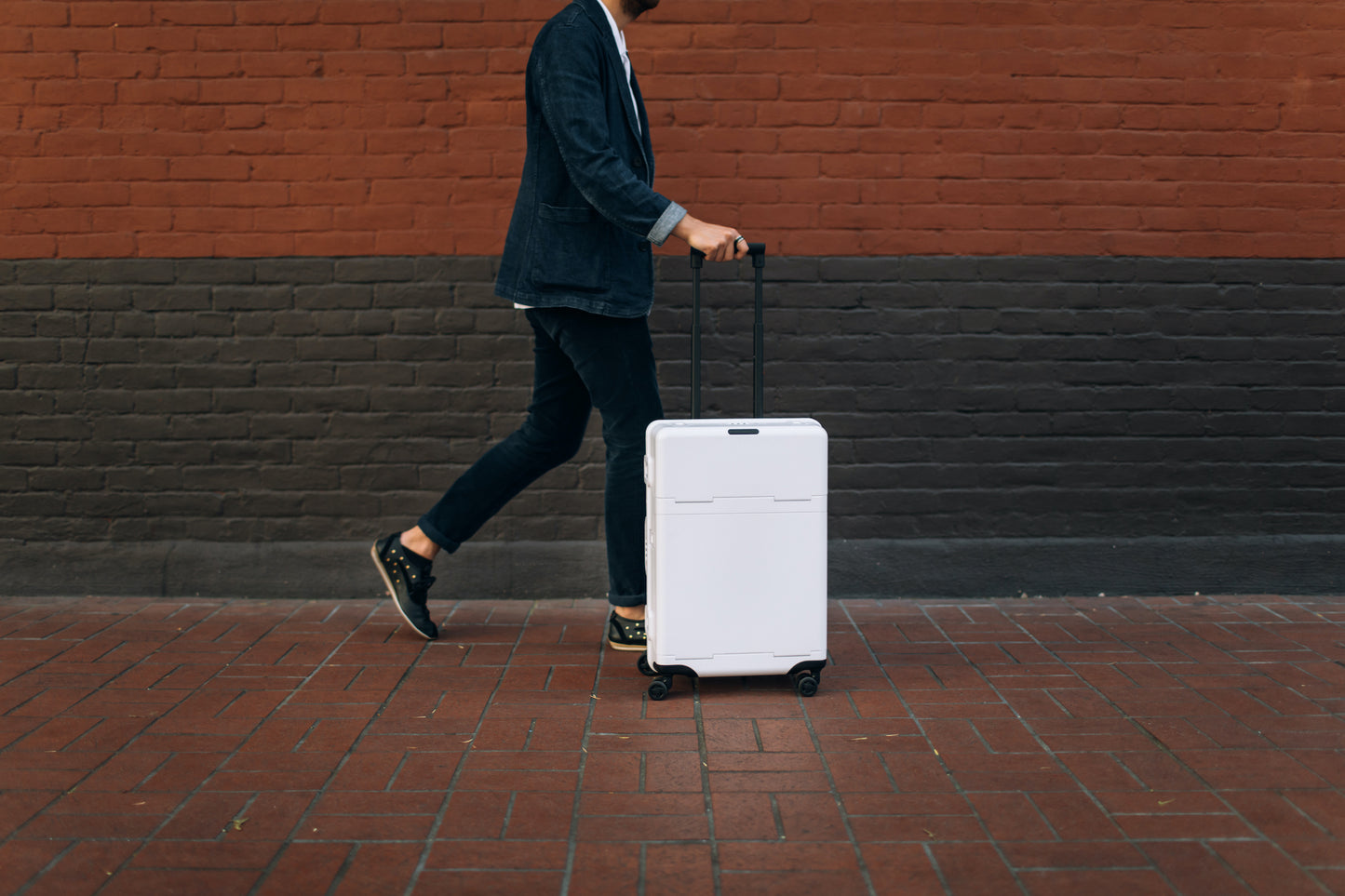 Cloud White Carry-On Case - With Basic Accessories